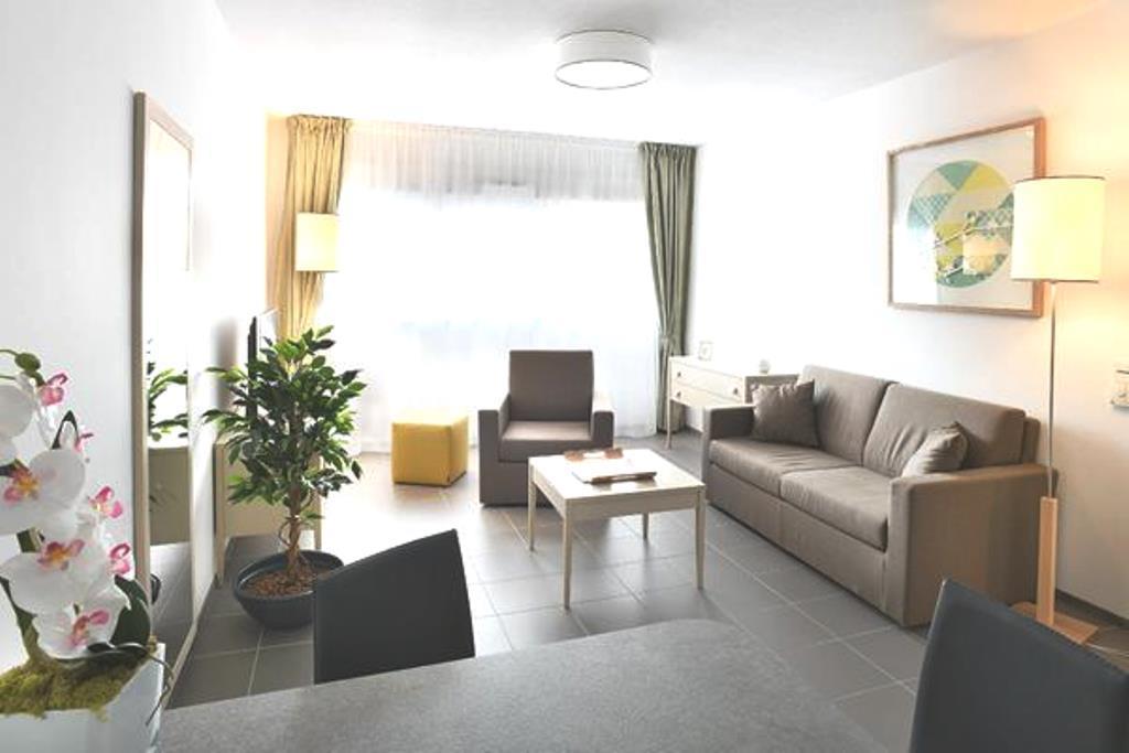 Domitys Le Jardin Des Palmiers Aparthotel Ajaccio  Exterior photo